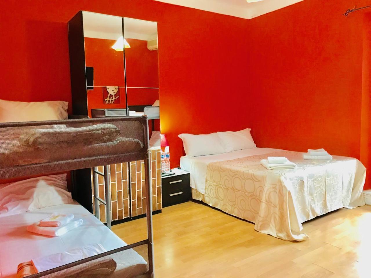 When In Rome Accommodation Экстерьер фото